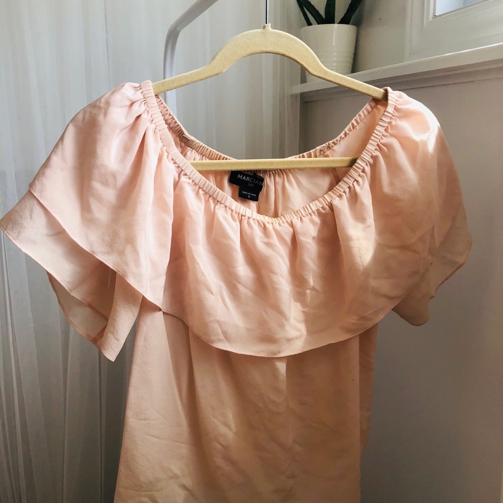 MARCIANO silk off the shoulders top